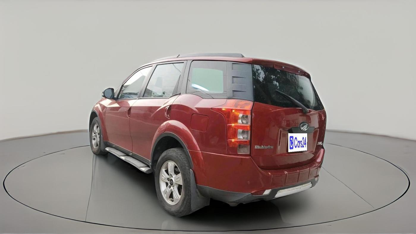 2013 Mahindra XUV500 W8, Diesel, Manual, 1,99,216 km, exterior