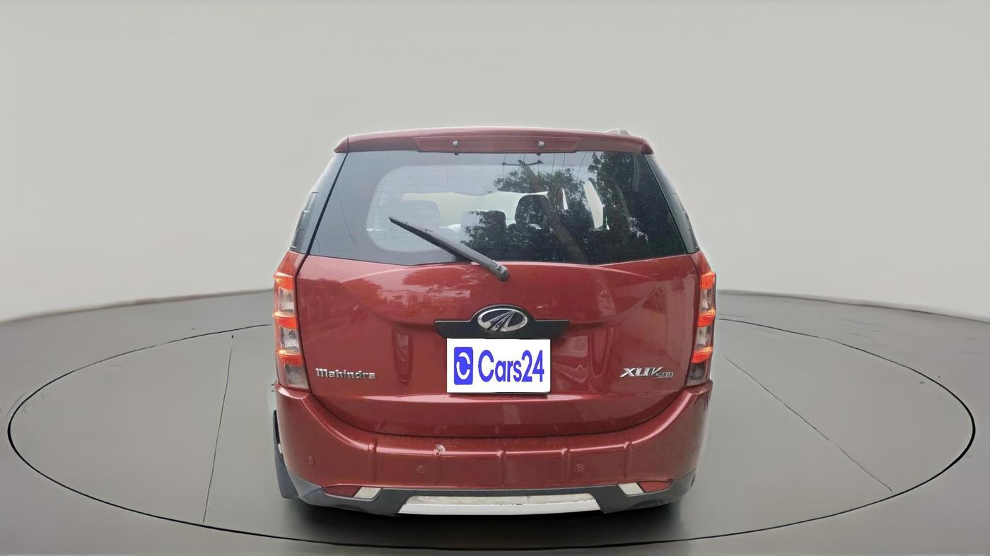 2013 Mahindra XUV500 W8, Diesel, Manual, 1,99,216 km, exterior