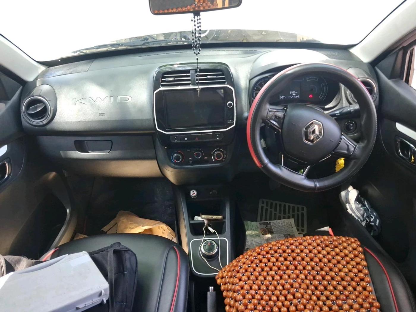 2024 Renault Kwid CLIMBER AMT 1.0, Petrol, Automatic, 9,135 km, interior