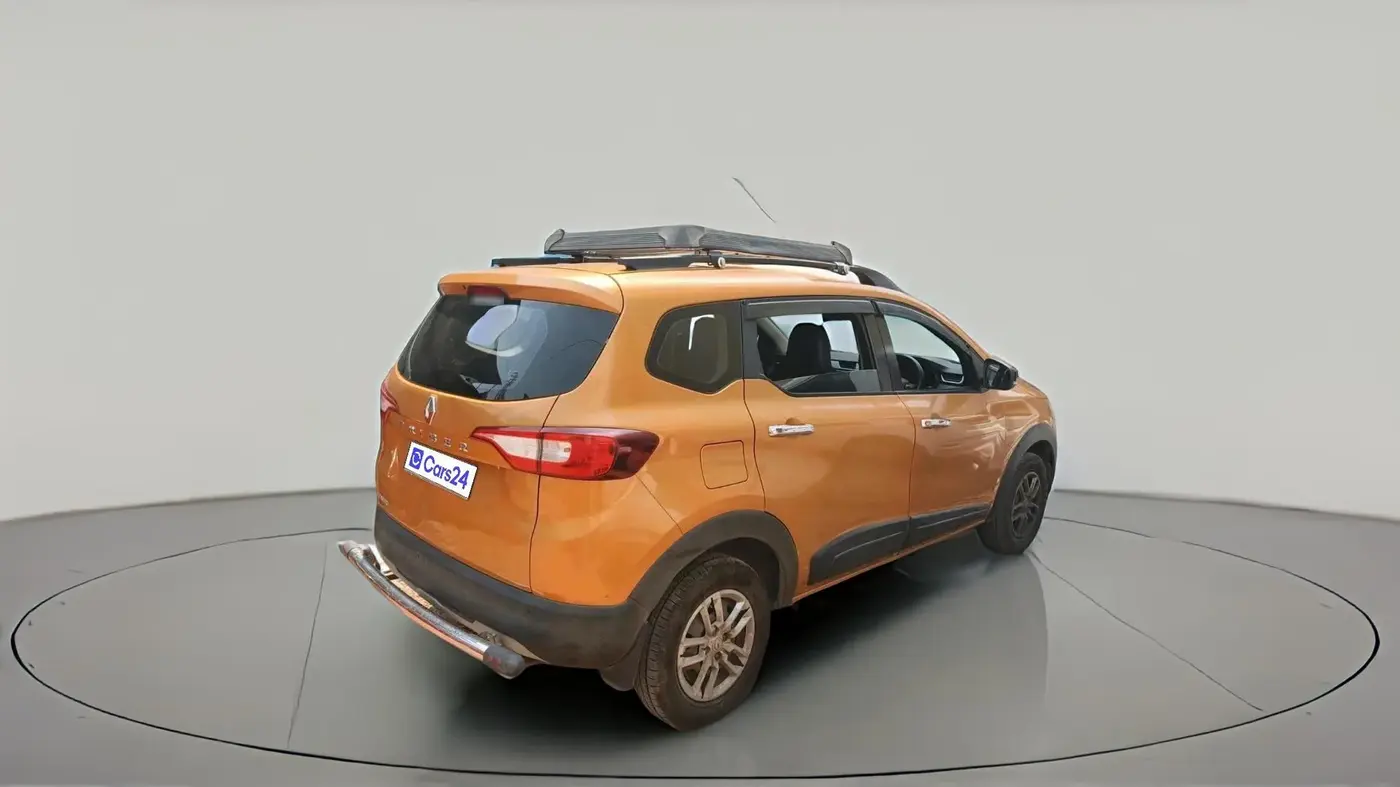2023 Renault TRIBER RXT, Petrol, Manual, 57,760 km, exterior
