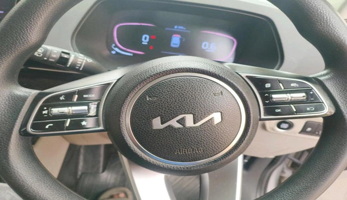 2022 KIA CARENS PRESTIGE PLUS 1.4 PETROL 7 STR, Petrol, Manual, 53,575 km, interior