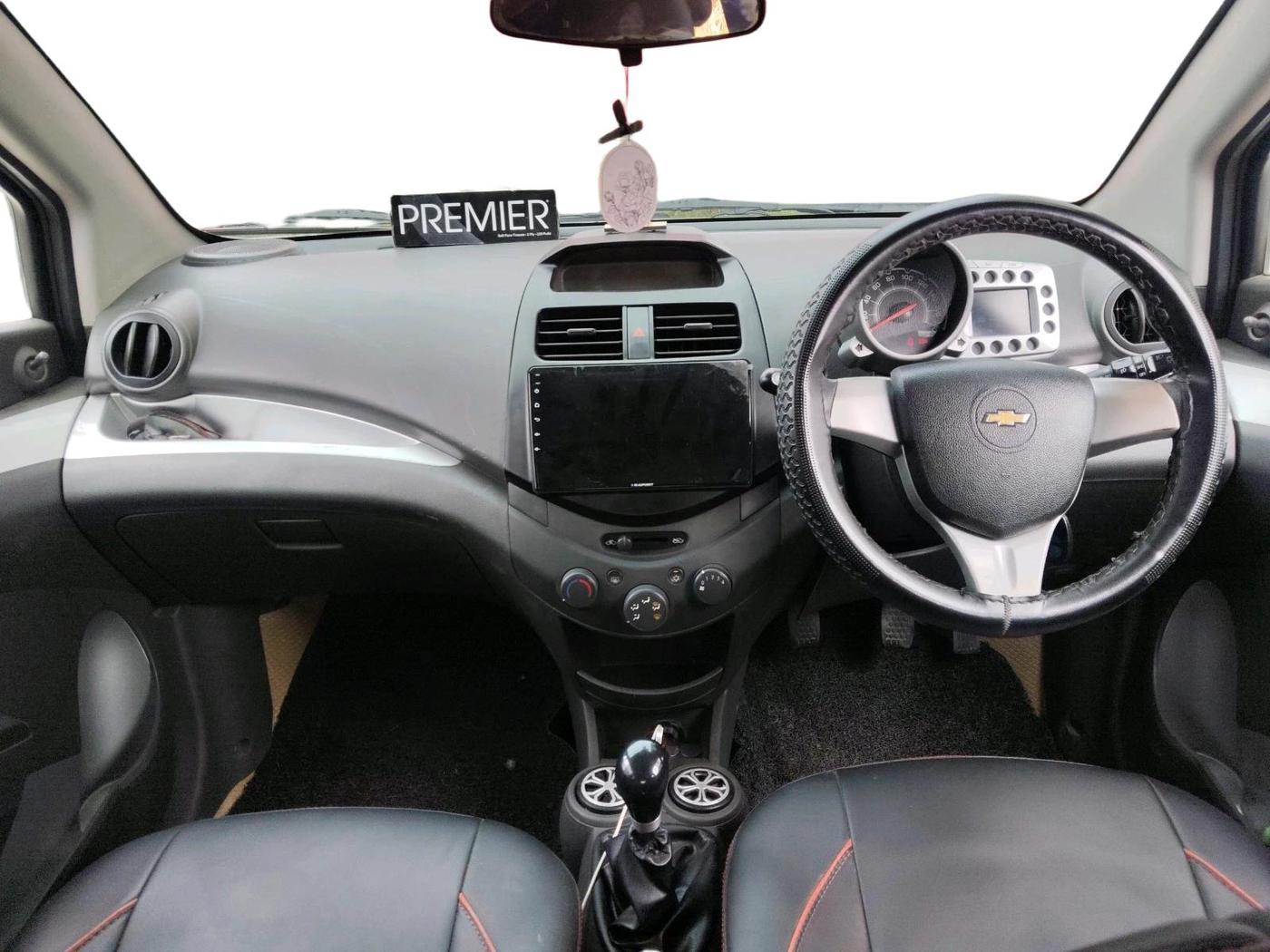 2013 Chevrolet Beat LT PETROL, Petrol, Manual, 81,568 km, interior