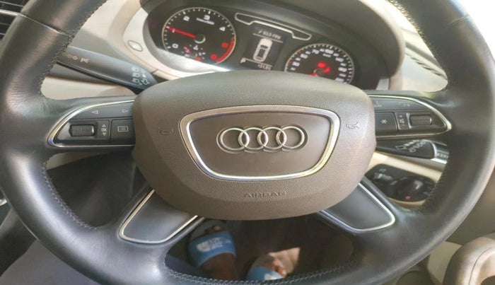 2014 Audi Q3 2.0 TDI QUATTRO, Diesel, Automatic, 76,129 km, interior