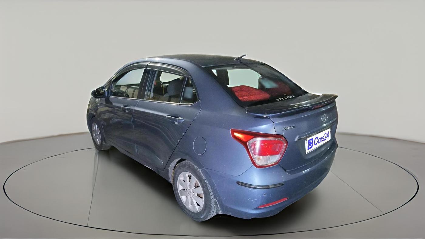2016 Hyundai Xcent SX 1.2, CNG, Manual, 83,317 km, exterior