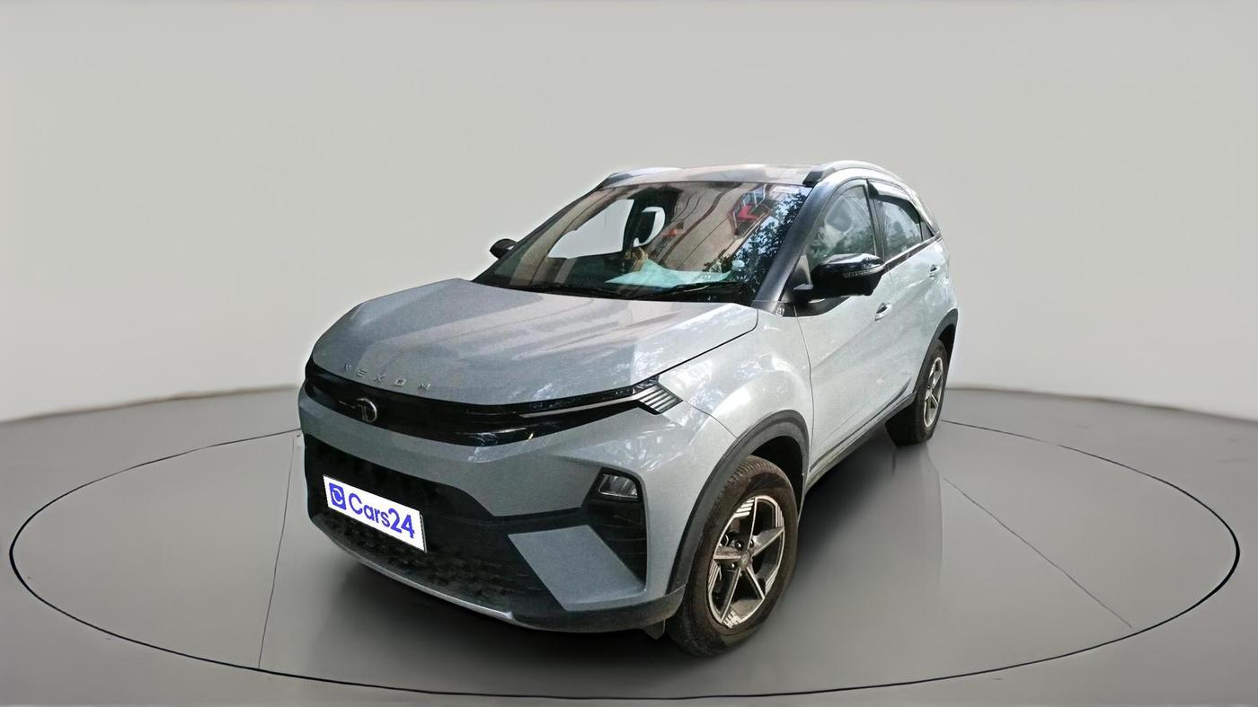 2025 Tata NEXON CREATIVE  AMT 1.2 PETROL, Petrol, Automatic, 9,800 km, exterior