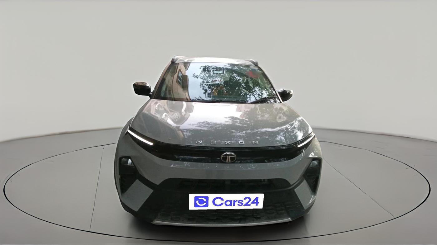 2025 Tata NEXON CREATIVE  AMT 1.2 PETROL, Petrol, Automatic, 9,800 km, exterior