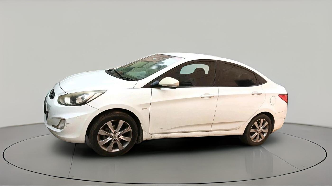 2012 Hyundai Verna FLUIDIC 1.6 VTVT SX, Petrol, Manual, 54,449 km, exterior
