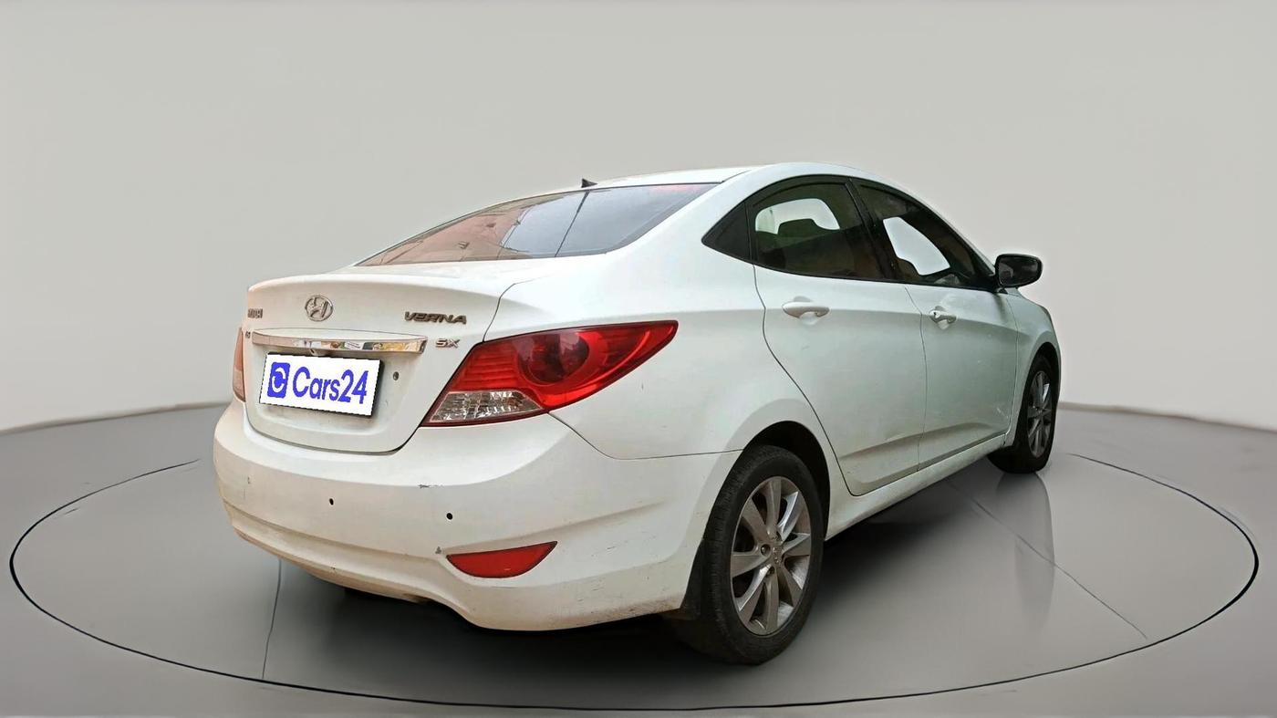 2012 Hyundai Verna FLUIDIC 1.6 VTVT SX, Petrol, Manual, 54,449 km, exterior