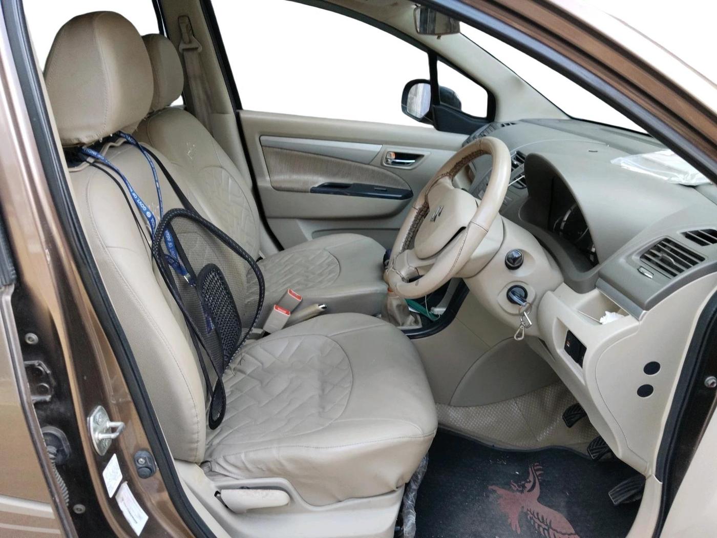 2013 Maruti Ertiga VDI, Diesel, Manual, 75,504 km, interior