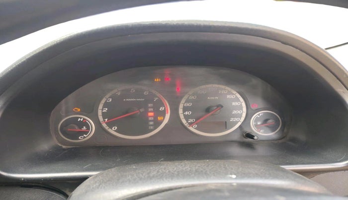 2004 Honda CRV 2.0L 2WD AT, Petrol, Automatic, 1,68,785 km, interior