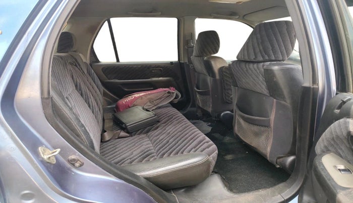 2004 Honda CRV 2.0L 2WD AT, Petrol, Automatic, 1,68,785 km, interior
