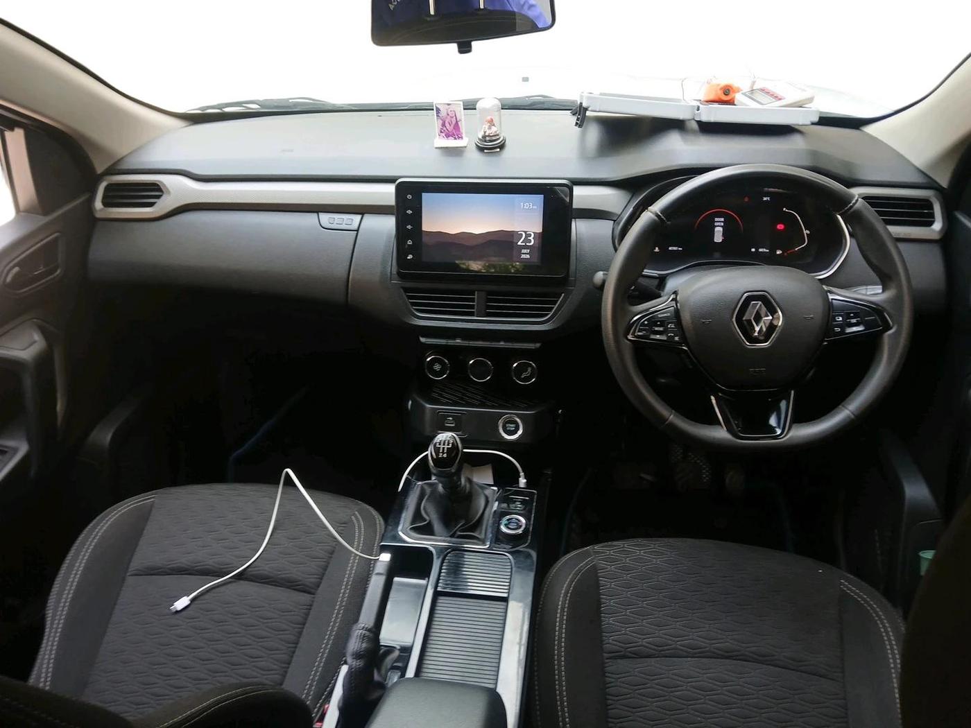 2021 Renault Kiger RXZ MT, Petrol, Manual, 61,161 km, interior
