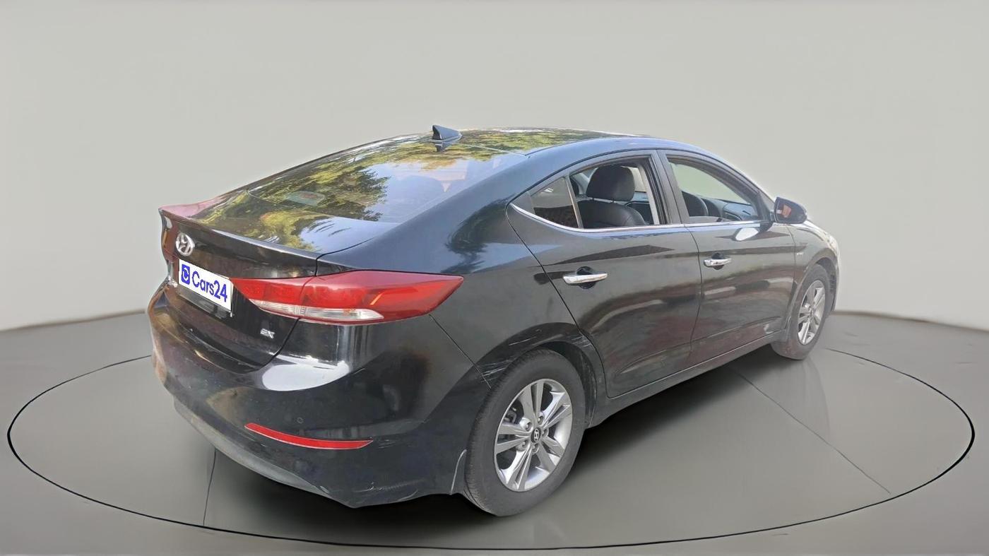 2017 Hyundai New Elantra 2.0 SX(O) AT PETROL, Petrol, Automatic, 52,157 km, exterior