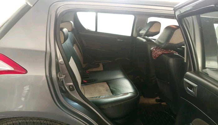 2013 Maruti Swift VDI, Diesel, Manual, 1,81,315 km, interior