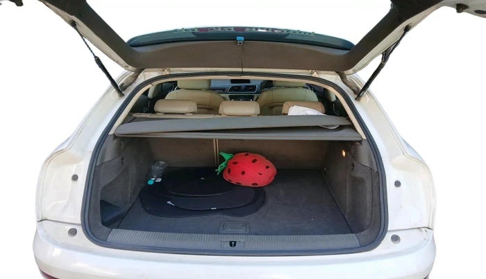 2013 Audi Q3 2.0 TDI QUATTRO, Diesel, Automatic, 1,00,427 km, exterior