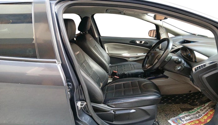 2014 Ford Ecosport TITANIUM 1.5L DIESEL, Diesel, Manual, 1,88,626 km, interior