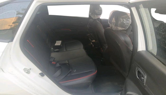 2024 Hyundai NEW I20 N LINE N8 1.0 TURBO MT, Petrol, Manual, 20,767 km, interior