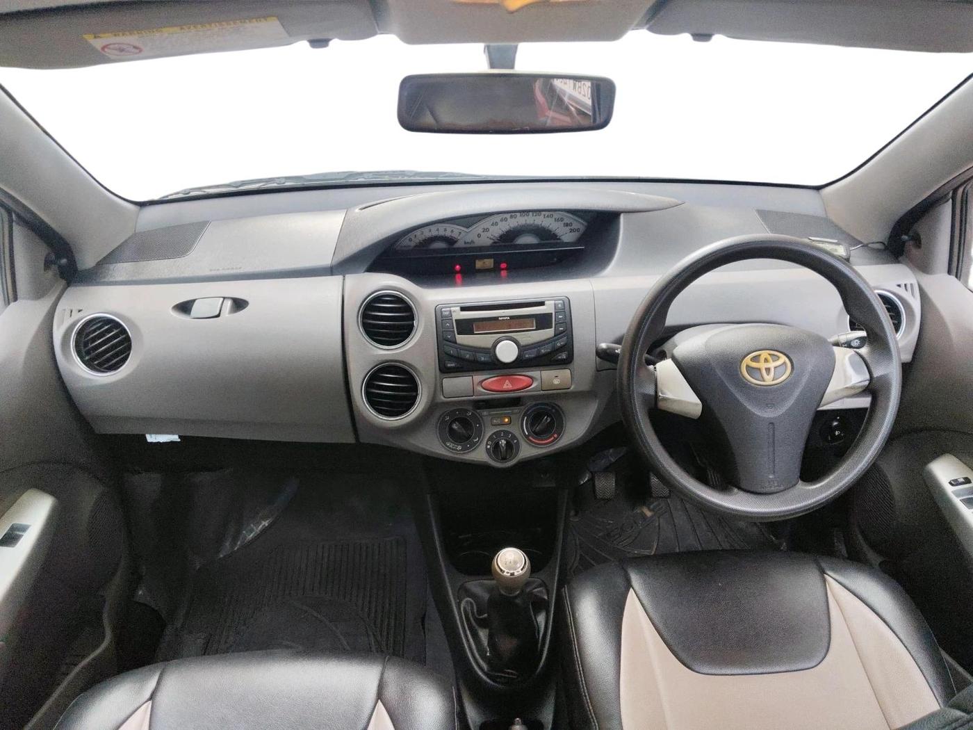 2011 Toyota Etios V, Petrol, Manual, 48,938 km, interior