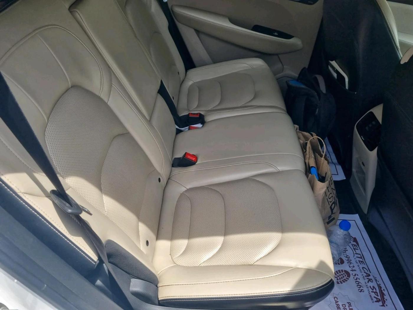 2022 MG HECTOR SHARP 1.5 PETROL CVT, Petrol, Automatic, 43,541 km, interior