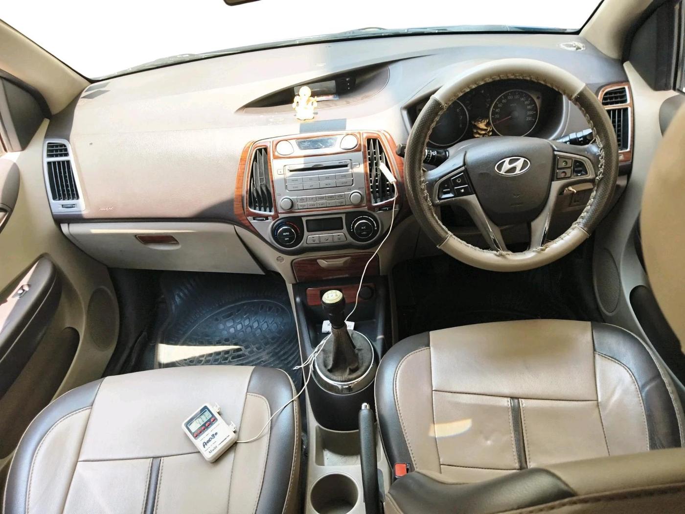 2011 Hyundai i20 ASTA 1.2, Petrol, Manual, 80,630 km, interior