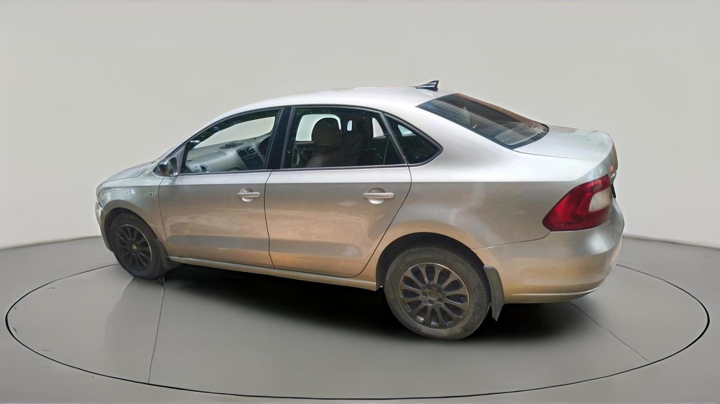 2015 Skoda Rapid 1.5 TDI CR ELEGANCE AT, Diesel, Automatic, 1,90,120 km, exterior