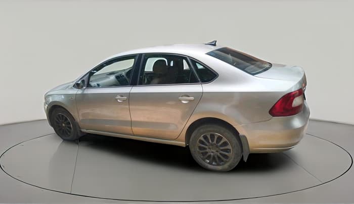 2015 Skoda Rapid 1.5 TDI CR ELEGANCE AT, Diesel, Automatic, 1,88,337 km, exterior