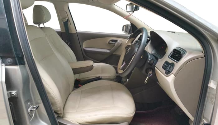 2015 Skoda Rapid 1.5 TDI CR ELEGANCE AT, Diesel, Automatic, 1,88,337 km, interior