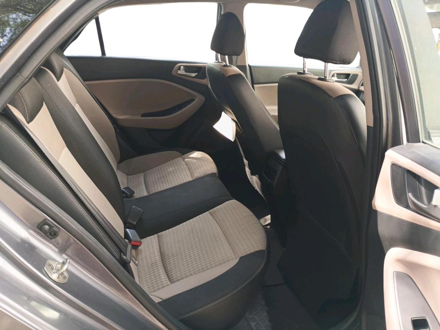 2019 Hyundai Elite i20 SPORTZ PLUS 1.4 CRDI, Diesel, Manual, 42,755 km, interior