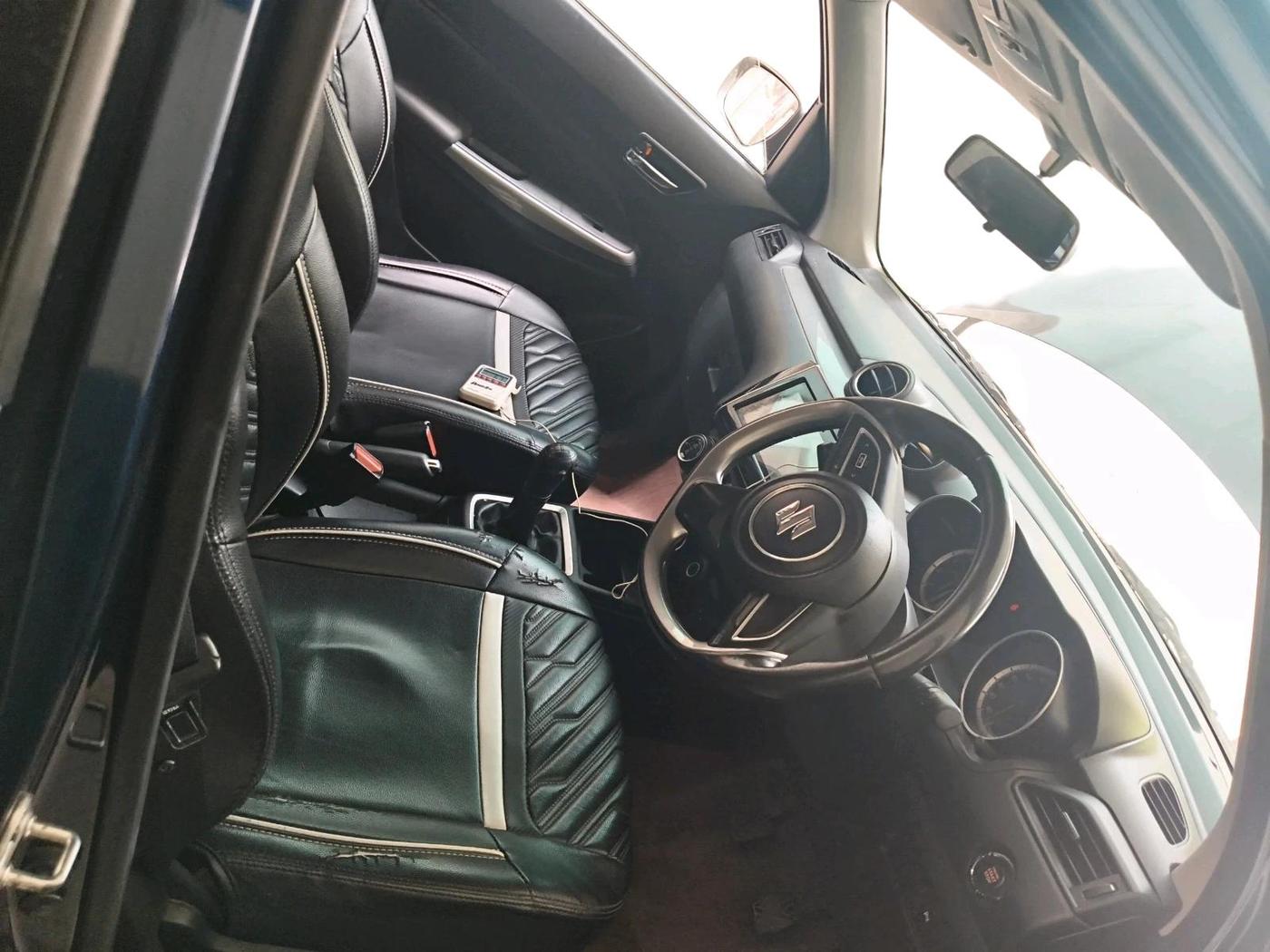 2019 Maruti Swift ZXI PLUS, Petrol, Manual, 99,337 km, interior