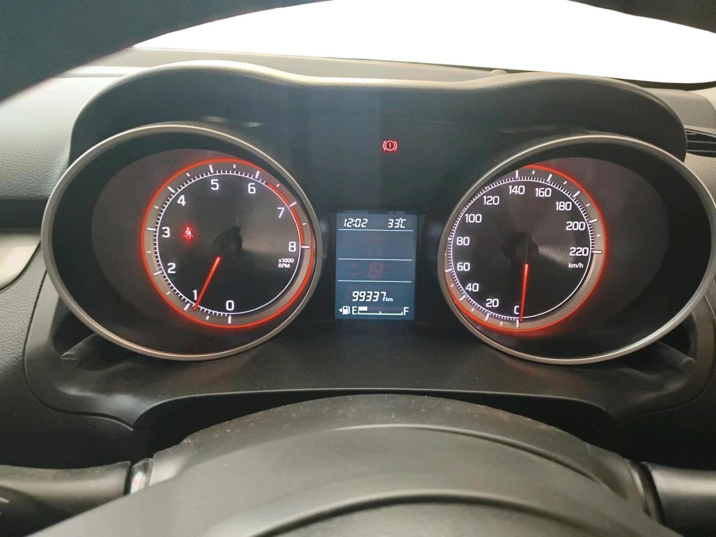 2019 Maruti Swift ZXI PLUS, Petrol, Manual, 99,337 km, interior