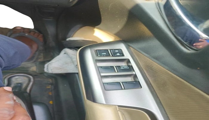 2016 Honda City 1.5L I-VTEC V MT, Petrol, Manual, 1,35,531 km, interior