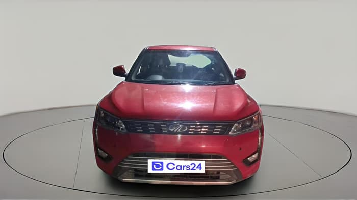 2021 Mahindra XUV300 W8 1.2 PETROL, Petrol, Manual, 28,844 km, exterior