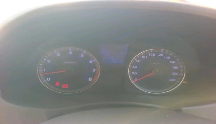 2011 Hyundai Verna FLUIDIC 1.6 VTVT EX, Petrol, Manual, 91,895 km, interior