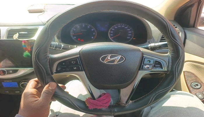 2011 Hyundai Verna FLUIDIC 1.6 VTVT EX, Petrol, Manual, 91,895 km, interior