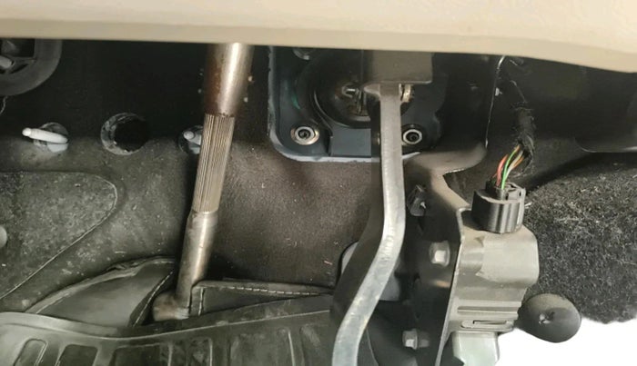 2020 Renault TRIBER RXZ AMT, Petrol, Automatic, 72,387 km, interior