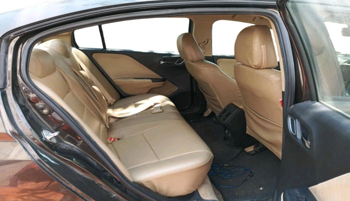 2022 Honda City 1.5L I-VTEC V MT 4TH GEN, Petrol, Manual, 26,201 km, interior