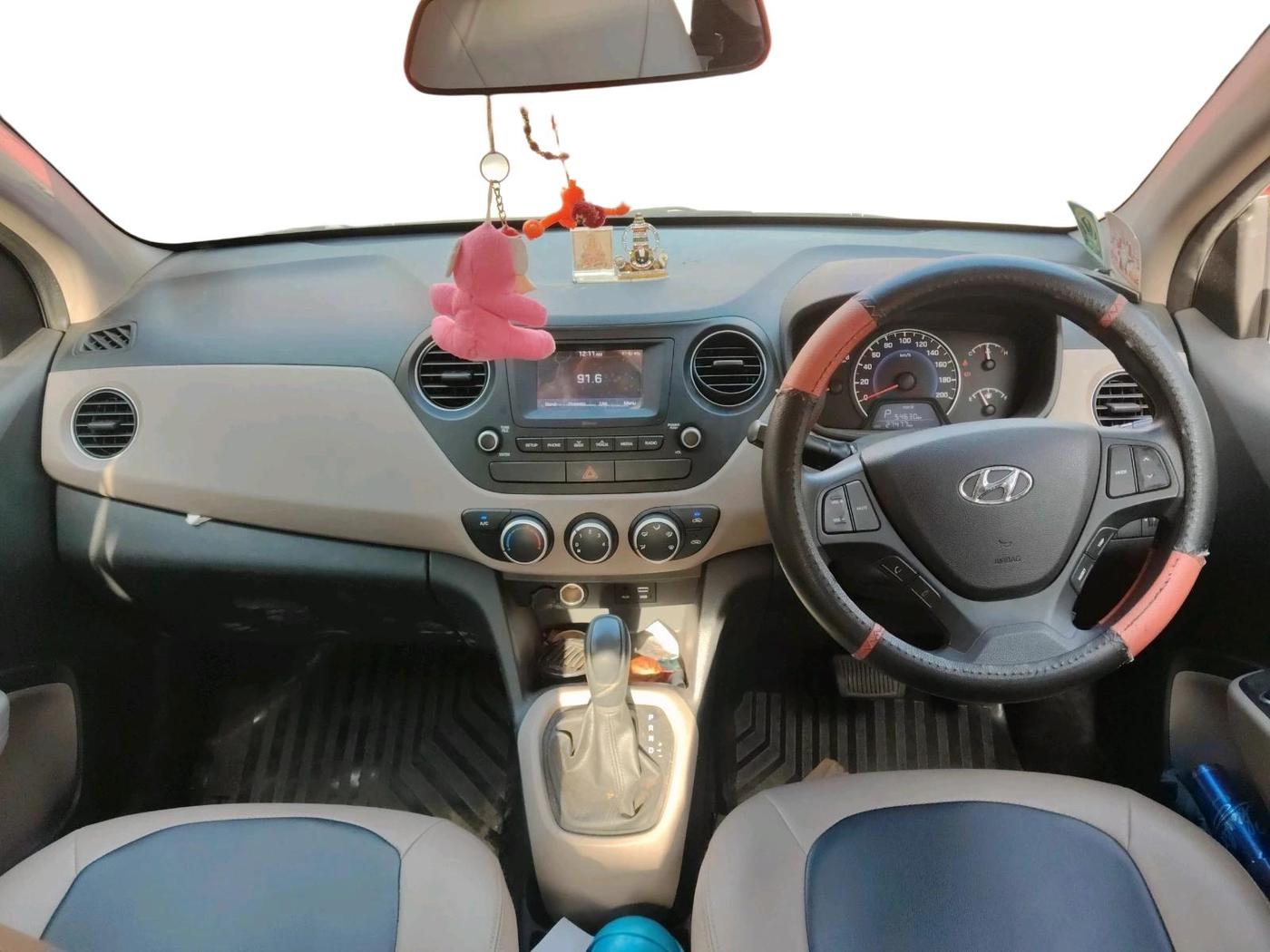 2018 Hyundai Grand i10 MAGNA AT 1.2 KAPPA VTVT, Petrol, Automatic, 27,491 km, interior