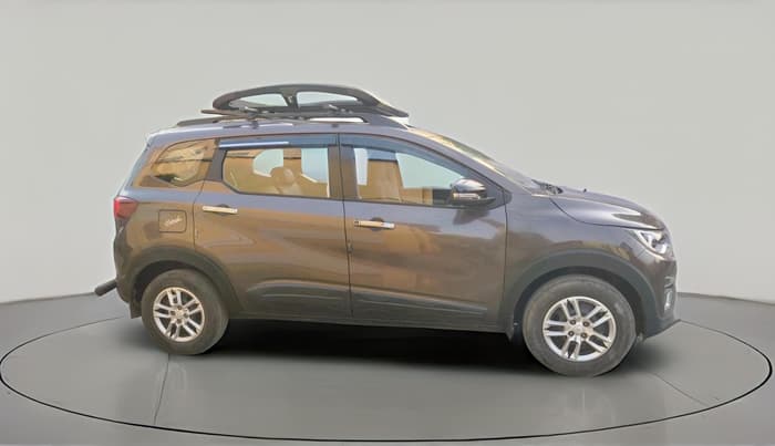 2021 Renault TRIBER RXT, Petrol, Manual, 28,847 km, exterior