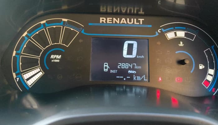 2021 Renault TRIBER RXT, Petrol, Manual, 28,847 km, interior