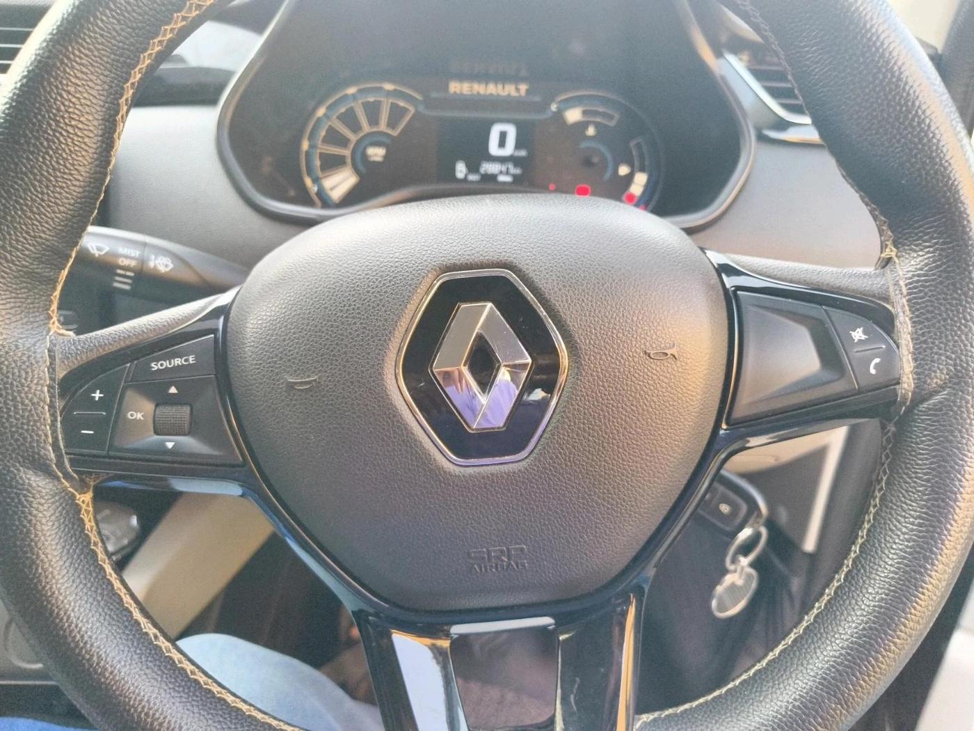 2021 Renault TRIBER RXT, Petrol, Manual, 28,847 km, interior