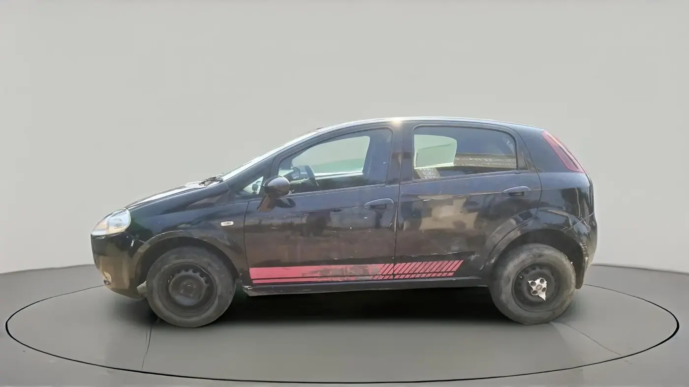2010 Fiat Grand Punto ACTIVE 1.3, Diesel, Manual, 1,10,241 km, exterior