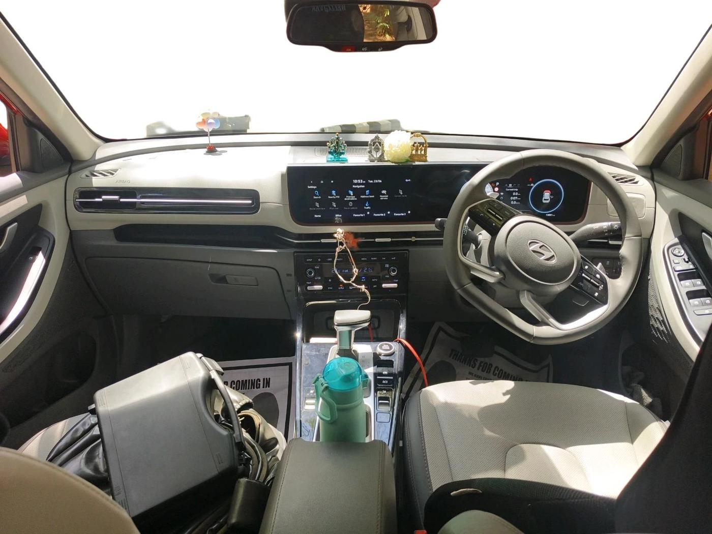2025 Hyundai Creta Creta SX (O) 1.5 MPI IVT, Petrol, Automatic, 13,881 km, interior