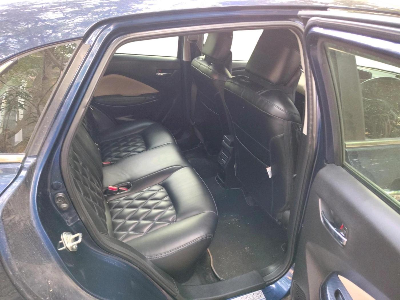 2024 Toyota Glanza V AMT, Petrol, Automatic, 20,474 km, interior