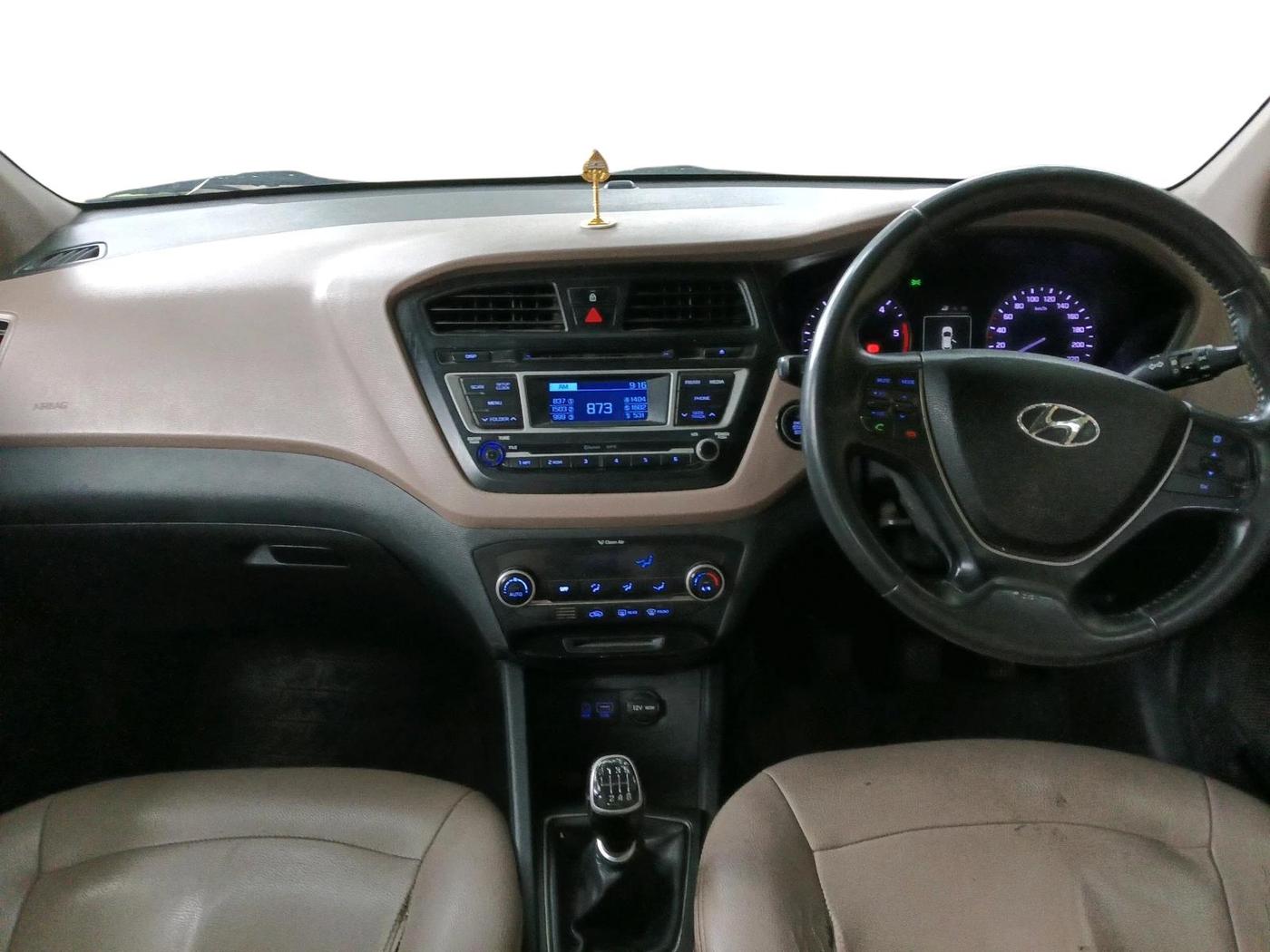 2015 Hyundai Elite i20 ASTA 1.4 CRDI, Diesel, Manual, 1,17,388 km, interior
