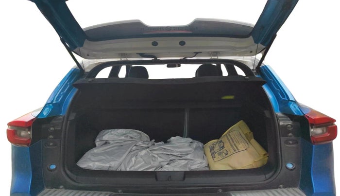 2022 Nissan MAGNITE XV PREMIUM TURBO CVT, Petrol, Automatic, 35,996 km, exterior