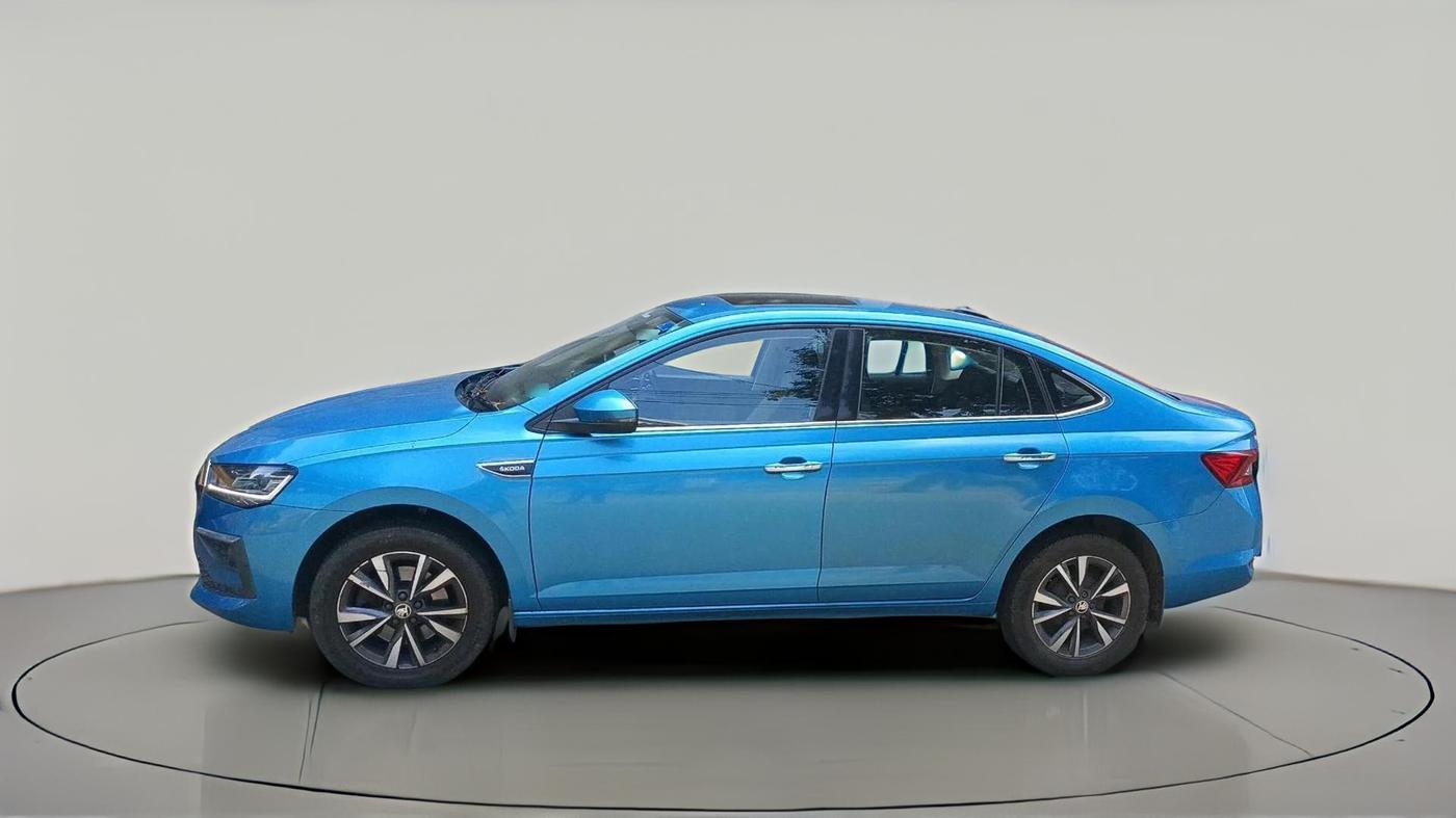2023 Skoda SLAVIA STYLE 1.5L TSI MT, Petrol, Manual, 31,259 km, exterior