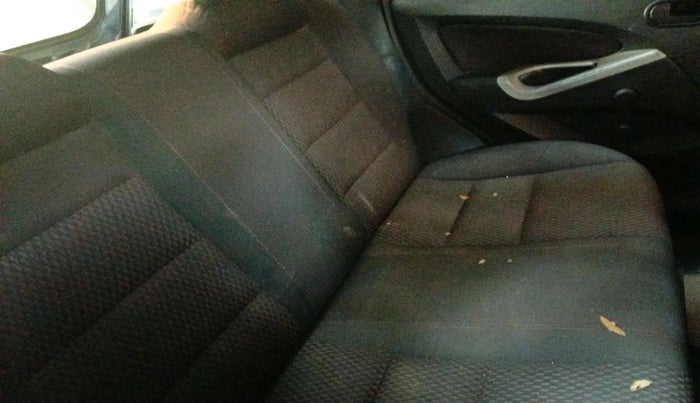 2011 Ford Figo TITANIUM 1.4 DIESEL, Diesel, Manual, 1,06,098 km, interior