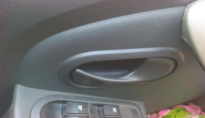 2014 Renault Duster 85 PS RXL DIESEL, Diesel, Manual, 69,015 km, interior