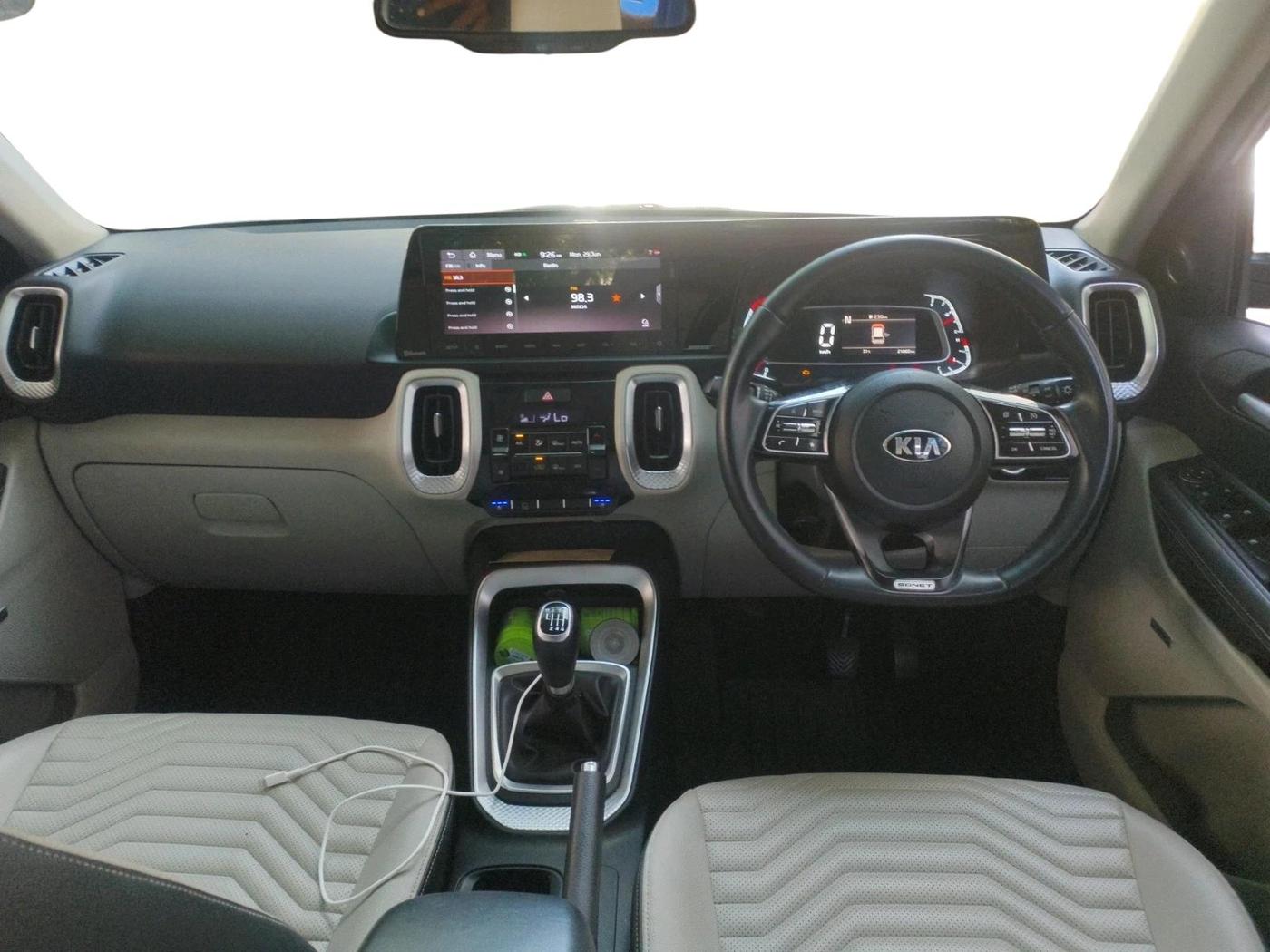2020 KIA SONET HTX PLUS 1.0 IMT, Petrol, Manual, 21,860 km, interior