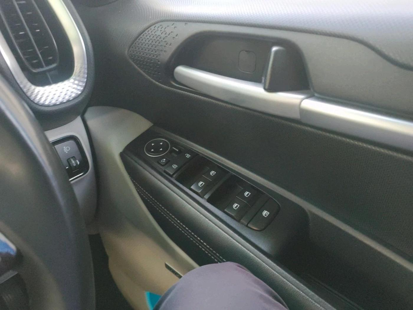 2020 KIA SONET HTX PLUS 1.0 IMT, Petrol, Manual, 21,860 km, interior